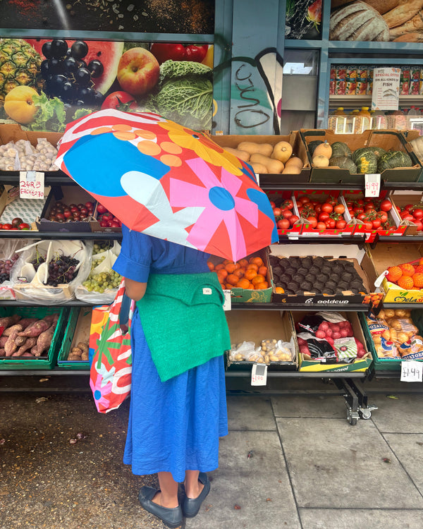 Outfit Styling with Salsa Umbrella
