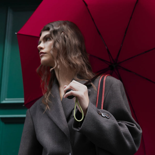 Magenta Daily Compact Umbrella with Automatic Open-Close Function