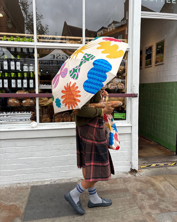 Styling with Deli Umbrella - Original Duckhead outfit OOTD